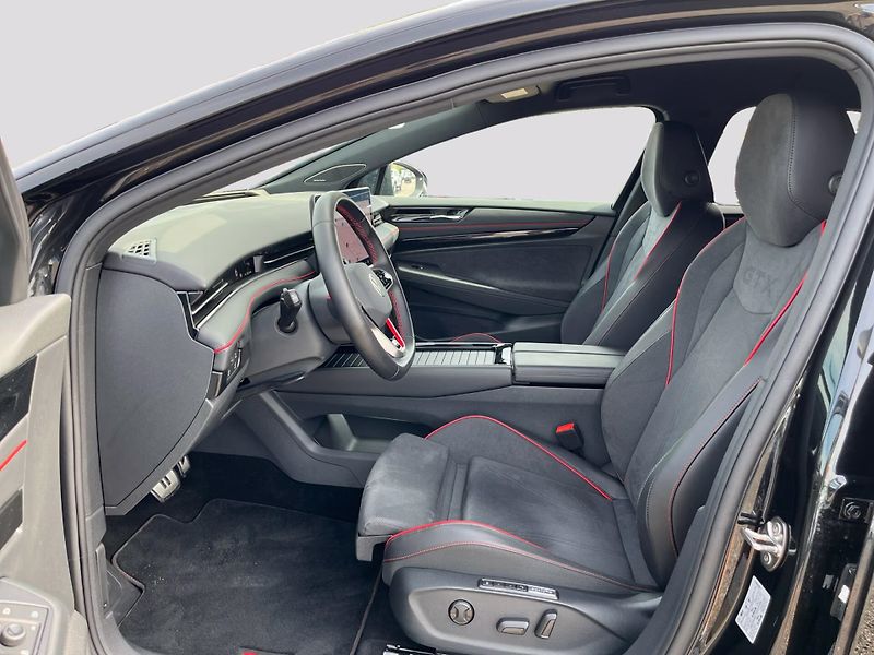Volkswagen ID.7 Tourer GTX 4M DCC HuD 360 Masáž/Venti - fotka 4 z 10