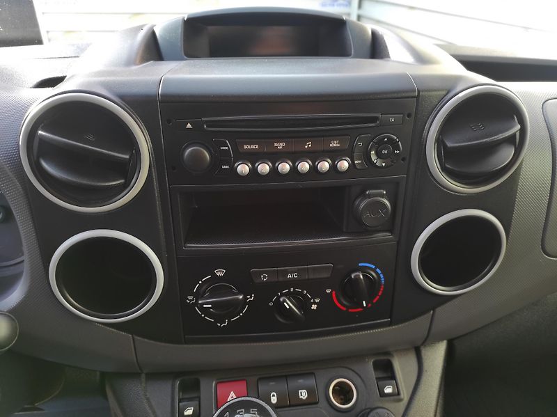 Peugeot Partner 1,6BlueHDi L1, 3 místa!, ČR - fotka 9 z 16