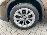 BMW X1 (2011) xDrive 2.0D 130kW 4x4 ČR Bixen - náhled 28