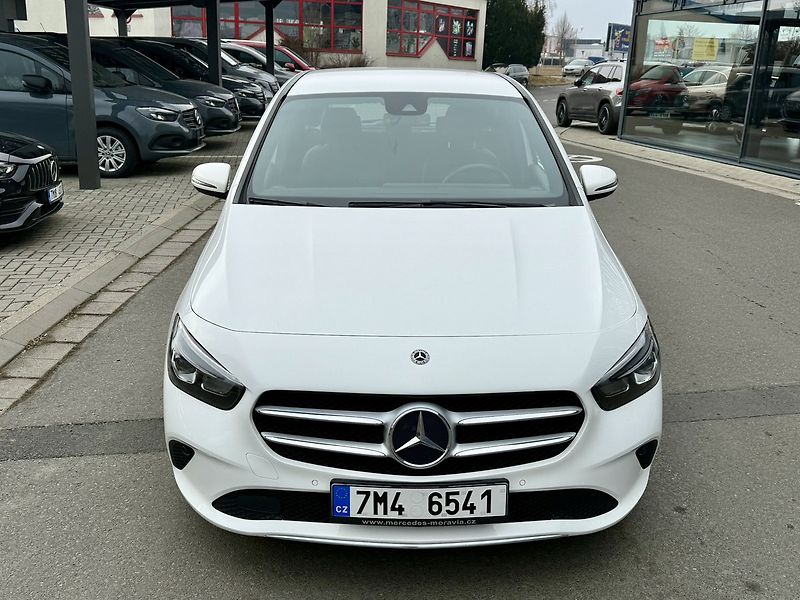 Mercedes-Benz Třídy B (2020) 180 d - fotka 6 z 36
