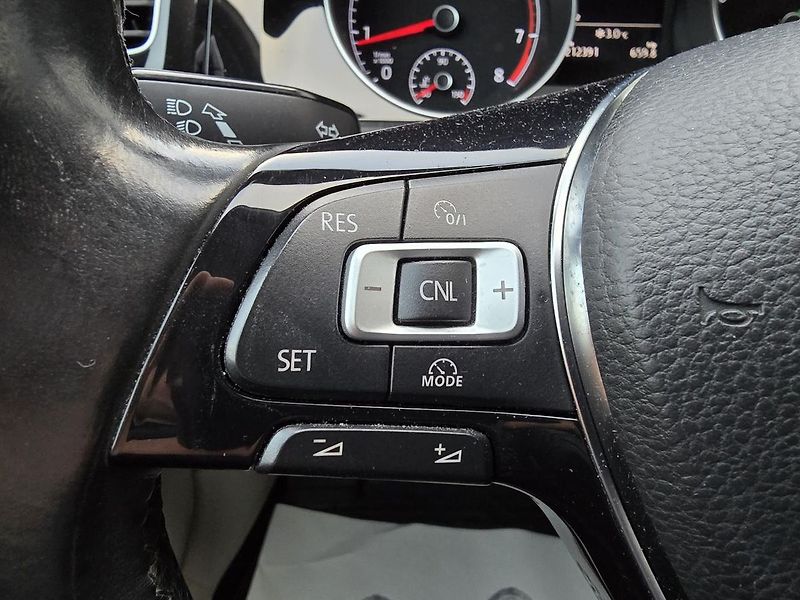 Volkswagen Golf 110kW DSG HIGHLINE -DPH - fotka 22 z 38