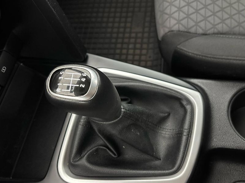 Kia Ceed Hatchback - fotka 20 z 29