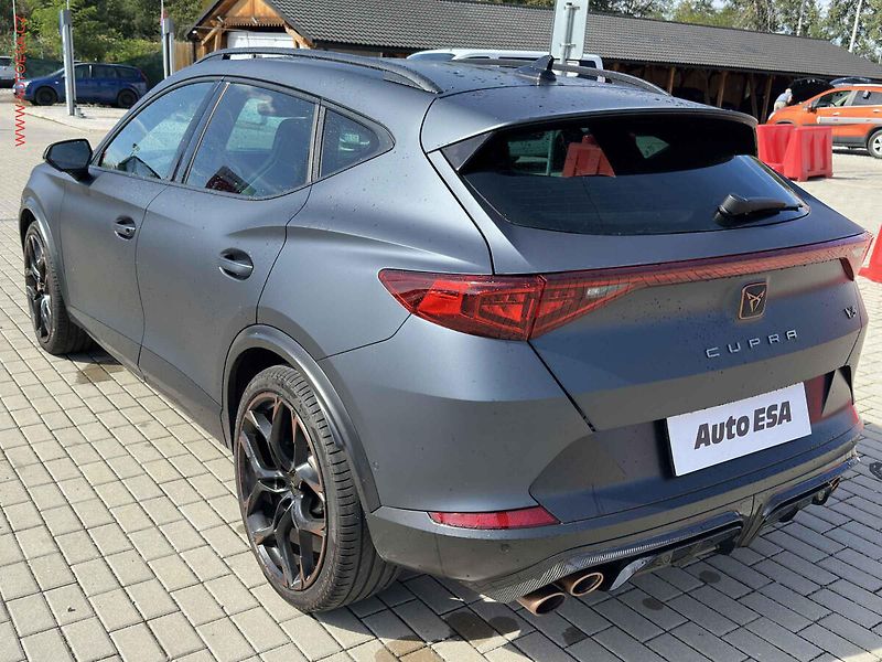 Cupra Formentor (2023) 2.5 TSI, 1.maj,ČR, AT - fotka 6 z 20