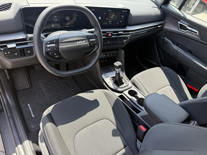 Kia Sportage (2026) 1,6 T-GDi 110 kW EXCLUSIVE + P - fotka 4 z 6