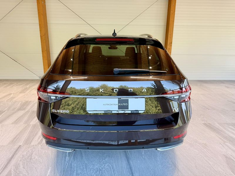 Škoda Superb iV 1.4 TSi 160 Kw PHEV L&K - fotka 19 z 33