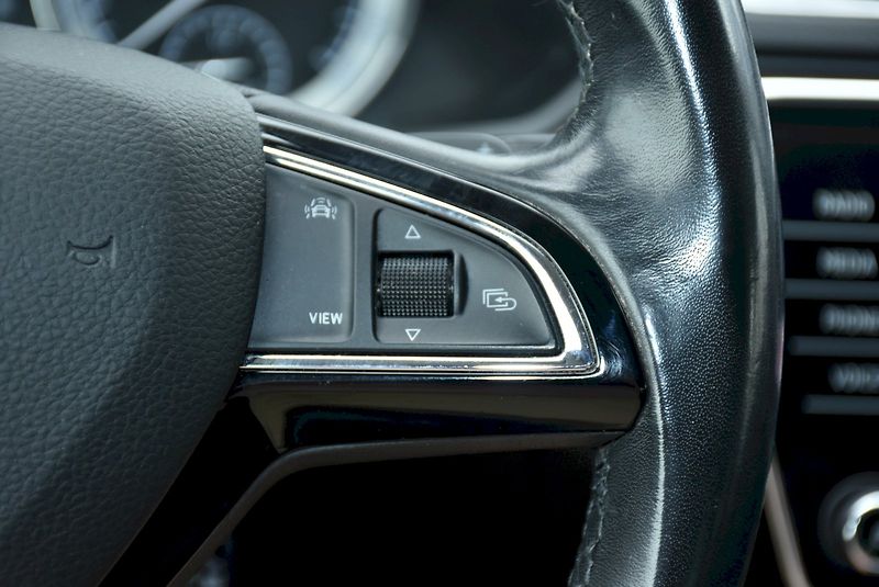 Škoda Superb (2020) Scout 2.0 TDI 140 kW 4x4 DSG - fotka 29 z 32