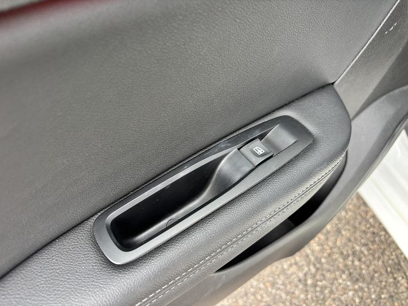 Renault Mégane Grandtour 1.5 DCi 1.majitel CZ - fotka 26 z 27