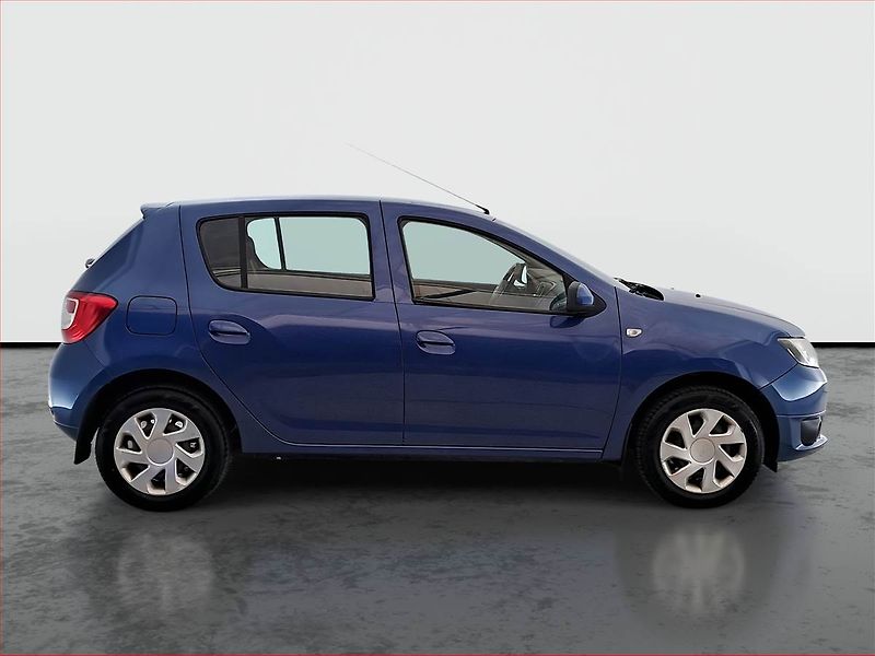 Dacia Sandero (2013) 1.2 16V, ČR,1.maj - fotka 6 z 13