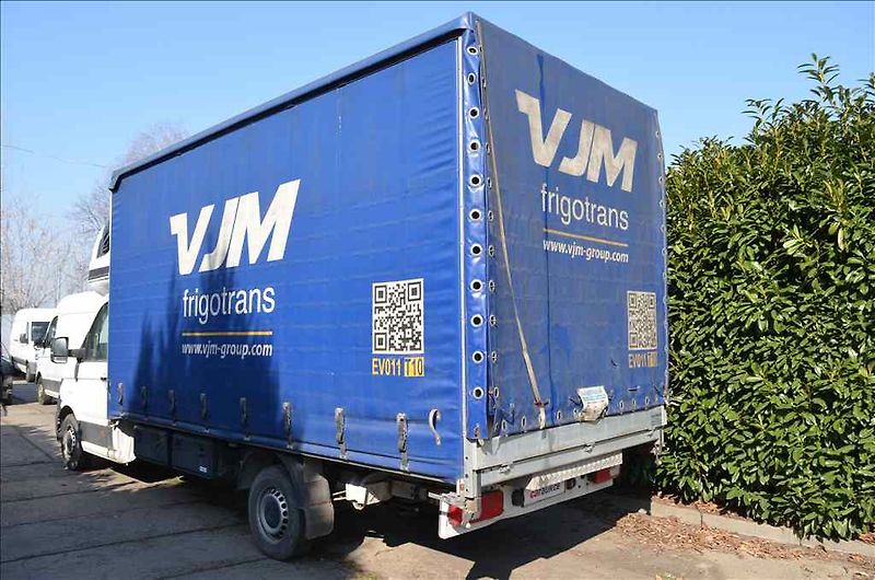 Volkswagen Crafter (2021) 2,0 TDI  VALNÍK + PLACHTA - fotka 3 z 13