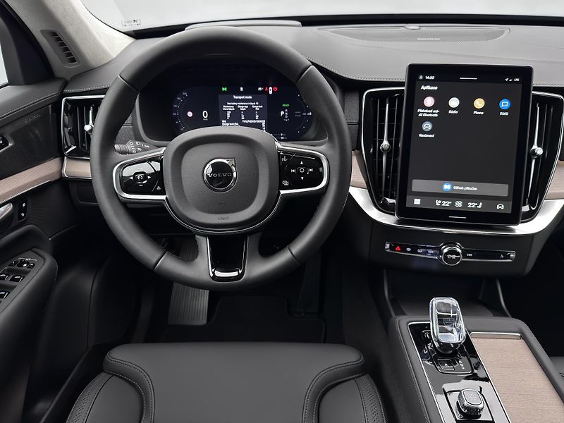 Volvo XC90 (2026) T8 AWD RECHARGE ULTRA DARK 7m - fotka 4 z 29