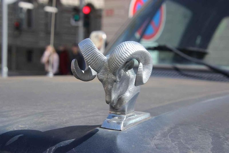 V Příbrami se sjela historická auta a motorky v rámci tradiční akce Česká Route 66.