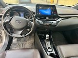 Toyota C-HR 1,8 i 72kw Hybrid e-CVT - náhled 13