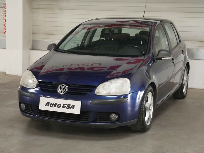 Volkswagen Golf (2007) 1.6i, ČR, autoAC - fotka 3 z 15