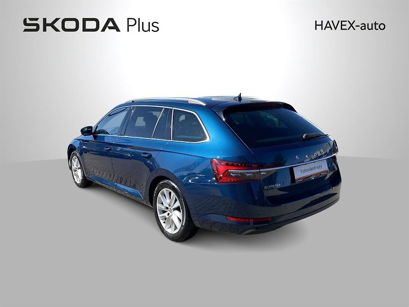 Škoda Superb (2023) Combi 2.0 TDI DSG Style - fotka 34 z 35