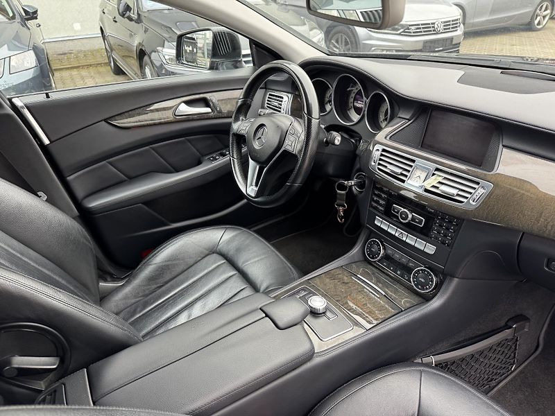 Mercedes-Benz CLS - fotka 16 z 18