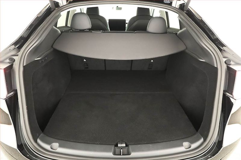 Tesla Model Y (2023) Long Range AWD 79kWh, SoH 91% - fotka 11 z 27