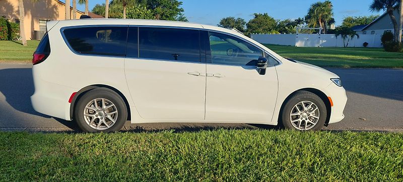 Chrysler Pacifica (2025) 2025 SKLADEM - fotka 9 z 33