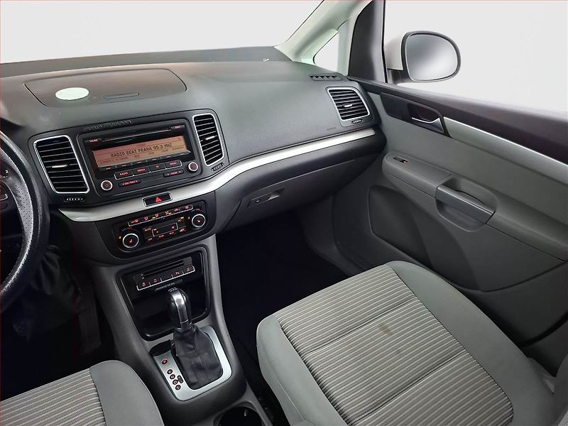 Seat Alhambra (2011) 2.0 TDI, Automat, 7 míst - fotka 8 z 18