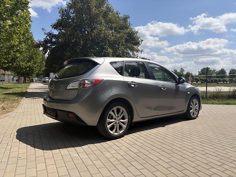 Mazda 3 1.6 TX Navi - fotka 10 z 30