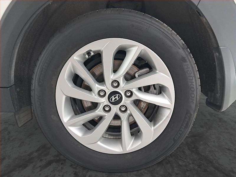 Hyundai Tucson (2018) 2.0 CRDi, 4X4, Automat - fotka 15 z 21