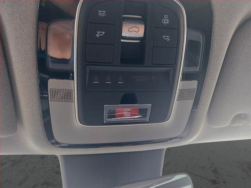 Hyundai Santa Fe (2021) 2.2 CRDi - fotka 25 z 25