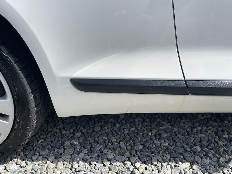 Volkswagen Scirocco 1.4TSi 125PS SPORT EDITION TOP - fotka 54 z 178