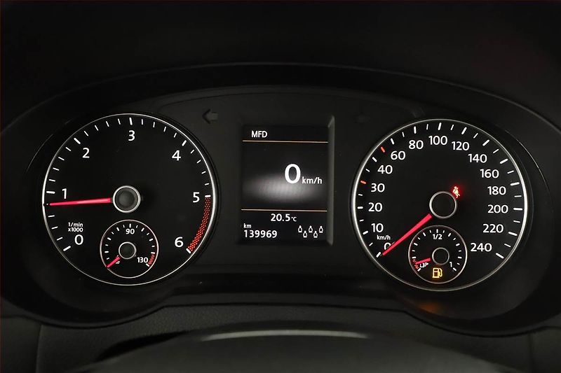 Volkswagen Sharan (2017) Highline 2.0 TDI BMT - fotka 9 z 19