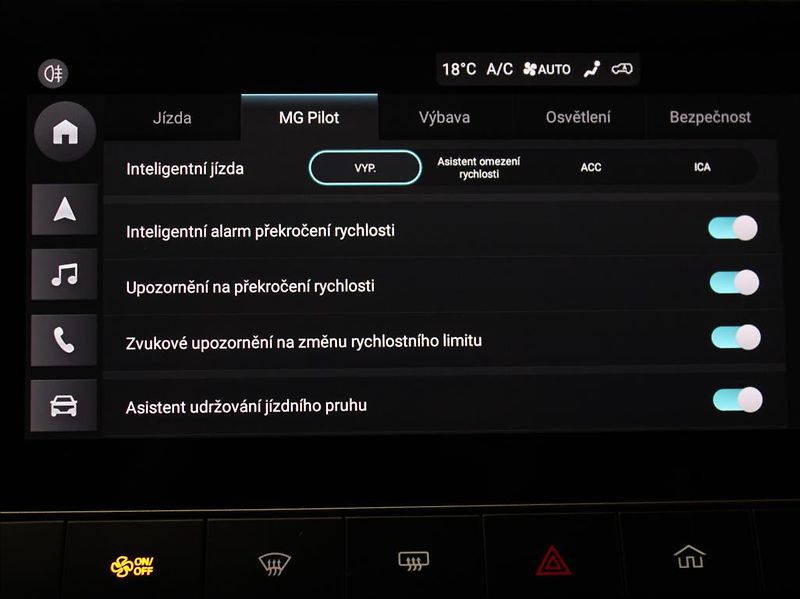 MG MG4 0,0 64kWh Exclusive 10tkm. ČR - fotka 16 z 26