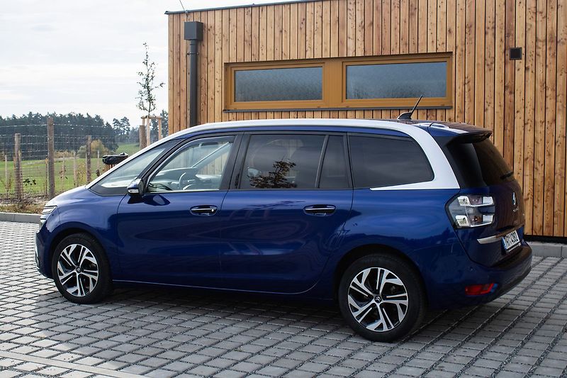 Citroën Grand C4 Picasso - fotka 6 z 41