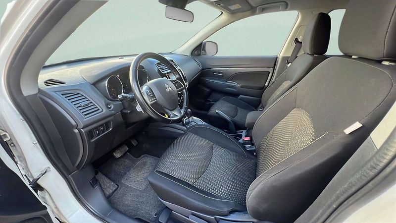 Mitsubishi ASX 2.2 Di-D (110kW) 4WD AT6/8234 - fotka 24 z 50