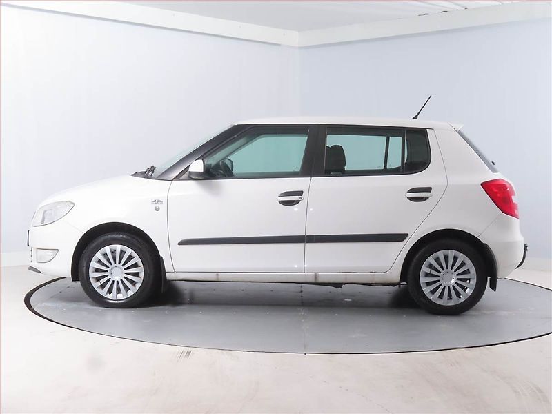 Škoda Fabia (2011) 1.2 TSI - fotka 3 z 14