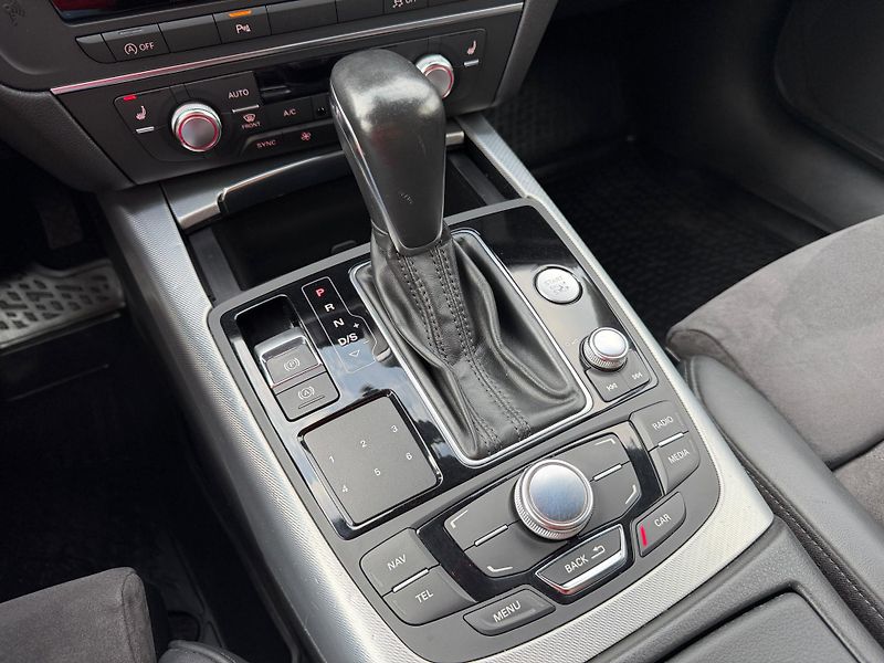 Audi A6 Avant 3.0 TDI S-LINE VZDUCH  - fotka 23 z 27