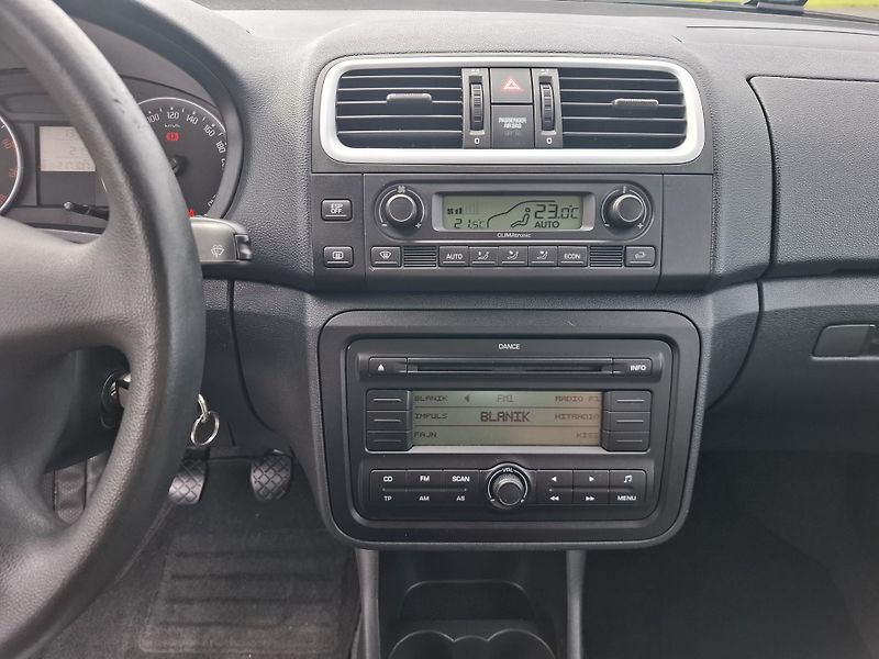 Škoda Fabia (2009) 1.4 16V 63kW,klima,tažné  - fotka 12 z 19
