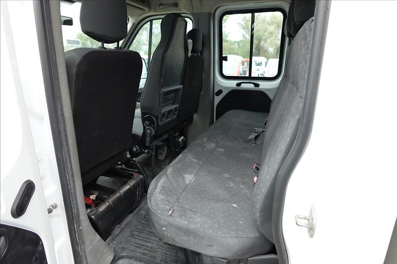 Opel Movano 2,3 CDTI  DVOUKABINA 7MÍST VAL - fotka 17 z 26