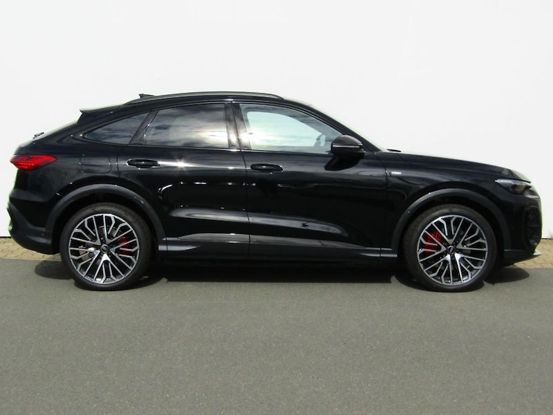 Audi Q5 (2025) 2,0 TDI quattro - fotka 3 z 30