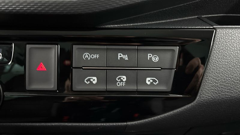 Volkswagen Multivan 2.0 TDI DSG 4motion Highline - fotka 23 z 28