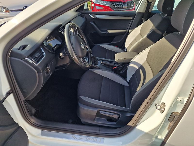 Škoda Octavia 1,6TDI JOY 81KW - fotka 7 z 16