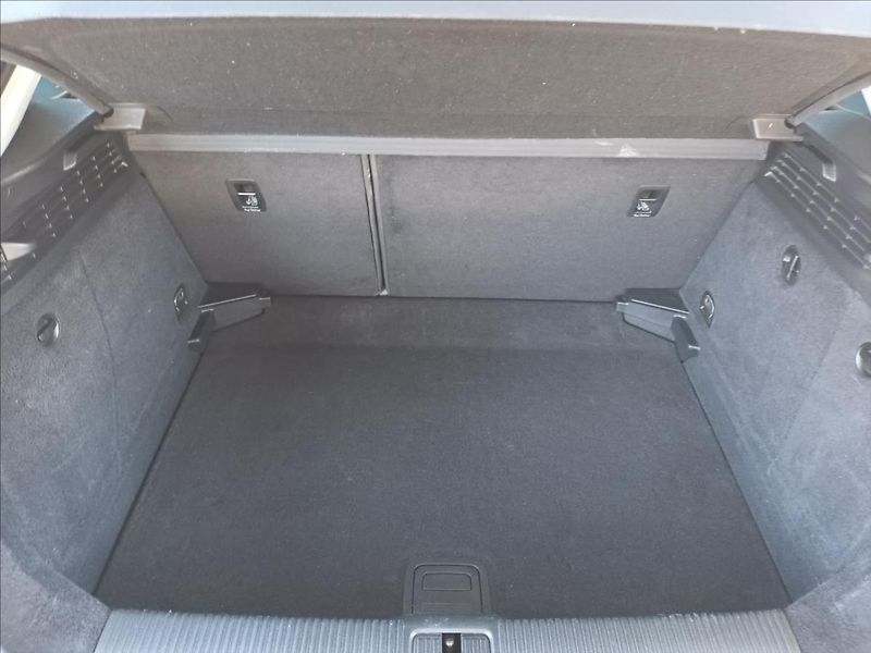 Audi A3 1,2 TFSI,77KW,KLIMA,PARKING - fotka 19 z 35