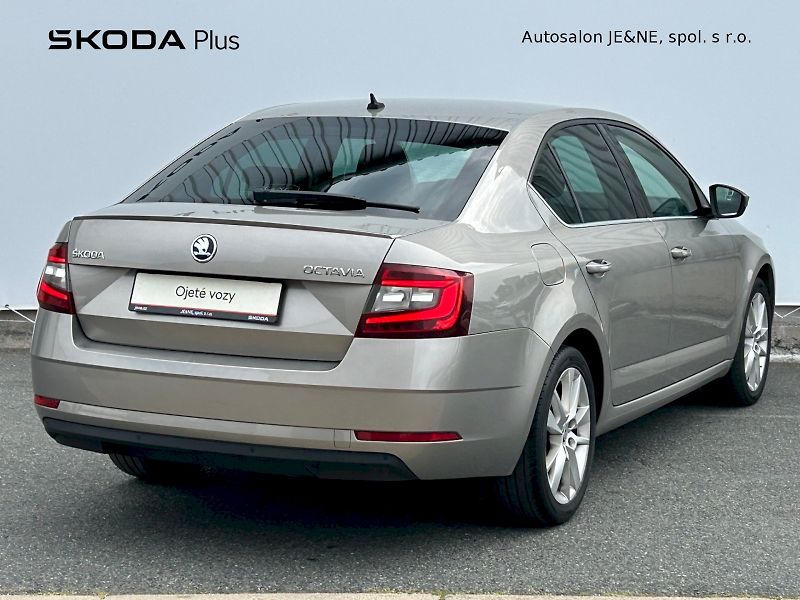 Škoda Octavia (2017) Style PLUS 1.6 TDI 85 kW - fotka 2 z 30