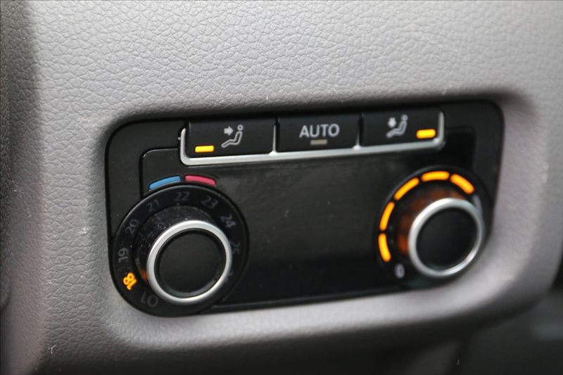 Seat Alhambra 2,0 103KW,AUTOMAT - fotka 40 z 55