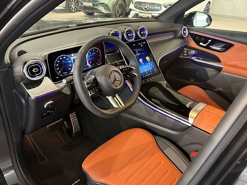Mercedes-Benz GLC 220d 4MATIC, DISTRONIC, Tažné - fotka 15 z 38