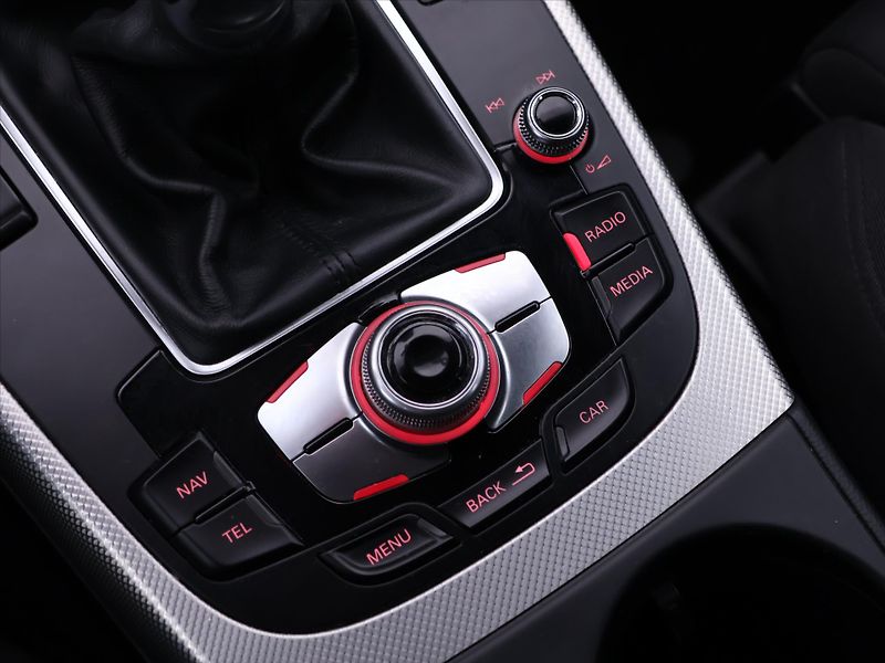 Audi A4 2,0 TDI 110kW quattro Navi Bi- - fotka 22 z 30