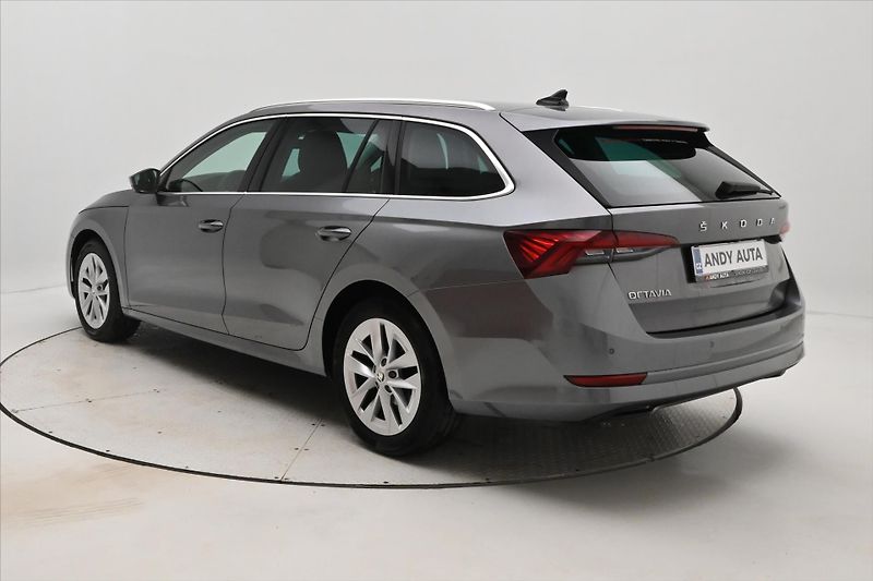 Škoda Octavia 2,0 TDI 110 kW DSG Style Záruk - fotka 7 z 30