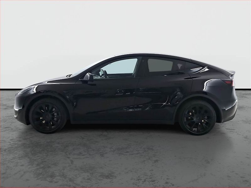 Tesla Model Y (2022) Long Range AWD 79kWh, SoH 91% - fotka 3 z 19