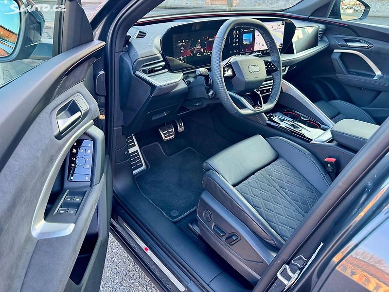 Audi Q5 2.0 TDI SPORTBACK 4x4 S-LINE - fotka 16 z 45