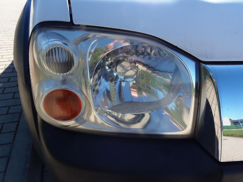 Nissan Navara (2004) 2.5 TD 4x4 redukce tažné 3T CZ - fotka 21 z 23