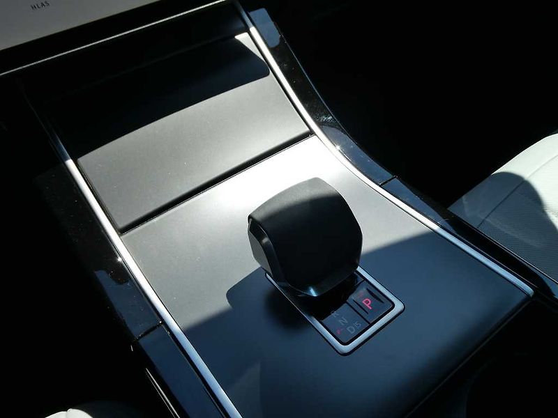 Land Rover Range Rover Evoque 1,5 S P270e - fotka 28 z 34