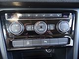 Volkswagen Touran 2,0 TDi 110 kW DSG - náhled 24