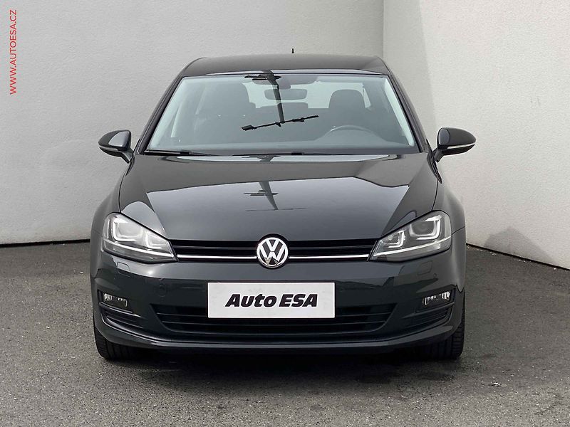 Volkswagen Golf (2017) 1.2 TSi, Comfortline, bixen - fotka 2 z 17