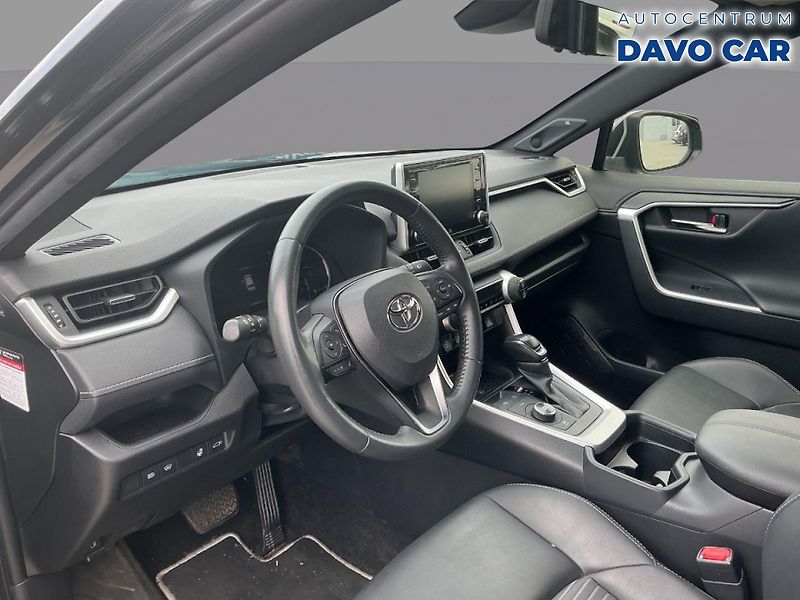 Toyota RAV4 2,5 HB Black Edition 4WD CZ DP - fotka 8 z 12